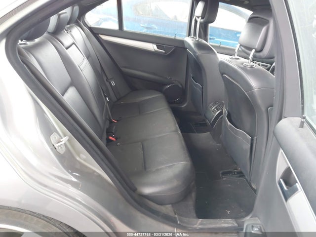 44727768 :رقم المزاد ، WDDGF4HBXCA712742 vin ، 2012 Mercedes-benz C 250 Sport مزاد بيع