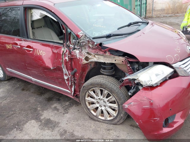 2014 TOYOTA SIENNA 5TDDK3DC6ES094004 Photo 5