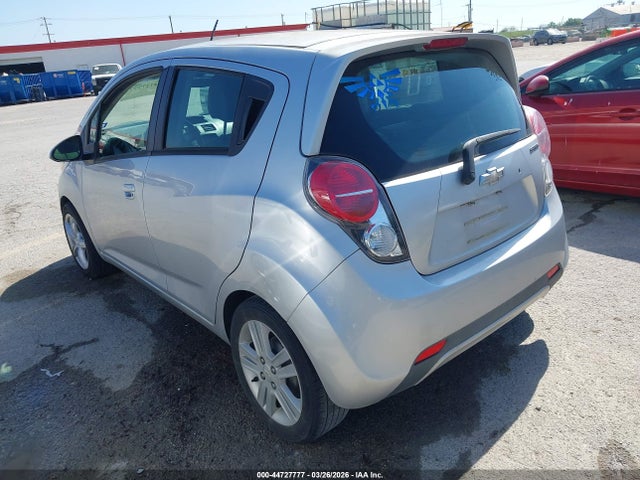 Chevrolet Spark 1lt Auto 2014 KL8CD6S91EC536812 Image 3