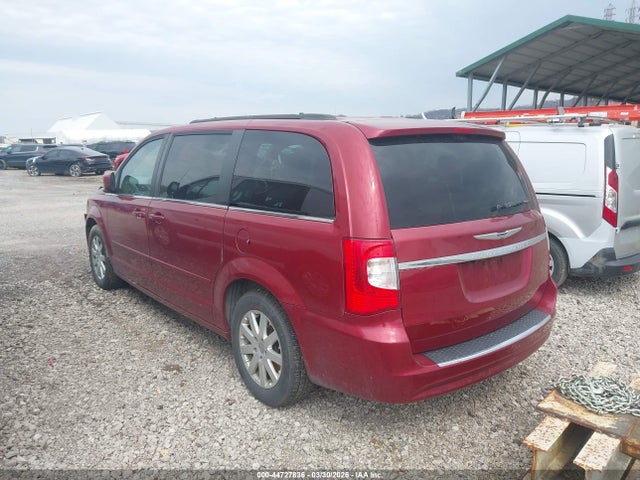44727836 :رقم المزاد ، 2C4RC1AG4FR727835 vin ، 2015 Chrysler Town & Country Lx مزاد بيع