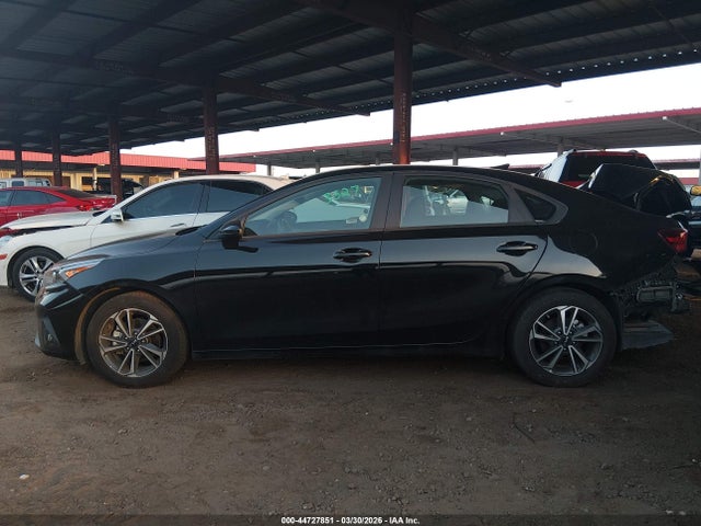 3KPF24AD7RE741067 KIA Forte Lxs