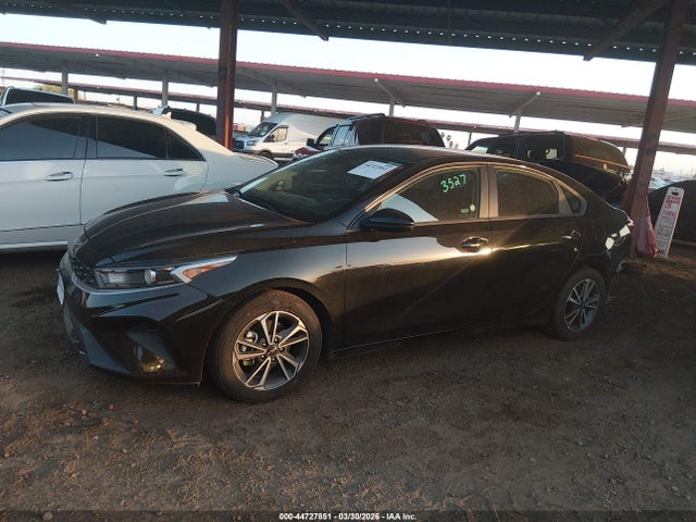 3KPF24AD7RE741067 KIA Forte Lxs