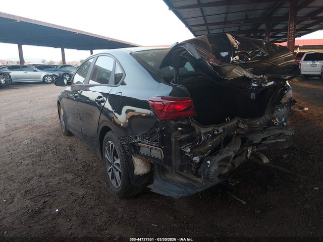 3KPF24AD7RE741067 KIA Forte Lxs