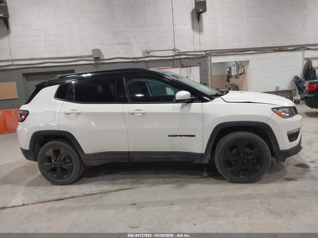 2019 Jeep Compass Altitude 4x4 მანქანა იყიდება აუქციონზე, vin: 3C4NJDBB0KT796098, აუქციონის ნომერი: 44727855
