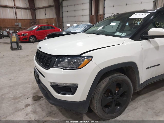 2019 Jeep Compass Altitude 4x4 მანქანა იყიდება აუქციონზე, vin: 3C4NJDBB0KT796098, აუქციონის ნომერი: 44727855