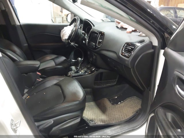 2019 Jeep Compass Altitude 4x4 მანქანა იყიდება აუქციონზე, vin: 3C4NJDBB0KT796098, აუქციონის ნომერი: 44727855