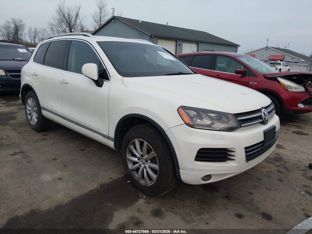 2011 VOLKSWAGEN TOUAREG WVGFF9BP7BD000186