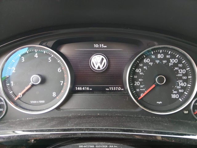 2011 VOLKSWAGEN TOUAREG WVGFF9BP7BD000186 Photo 6