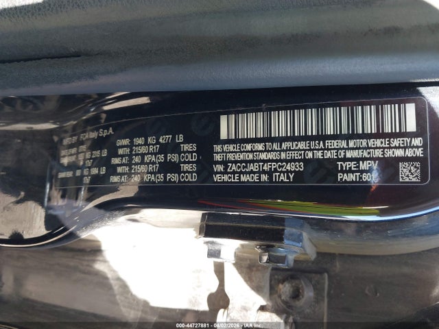 ZACCJABT4FPC24933 Jeep Renegade Latitude