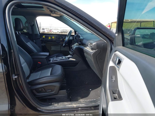 Продажа на аукционе авто 2022 Ford Explorer Xlt, vin: 1FMSK8DHXNGA44969, номер лота: 44727888