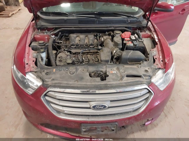 2015 Ford Taurus Sel მანქანა იყიდება აუქციონზე, vin: 1FAHP2E84FG207747, აუქციონის ნომერი: 44727891