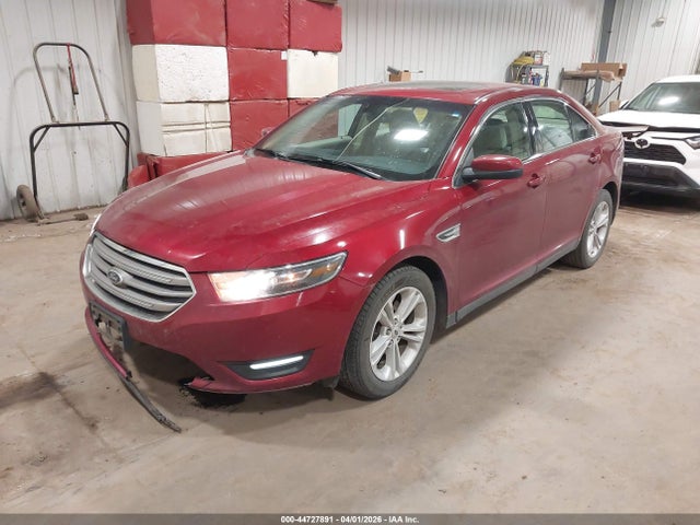 2015 Ford Taurus Sel მანქანა იყიდება აუქციონზე, vin: 1FAHP2E84FG207747, აუქციონის ნომერი: 44727891