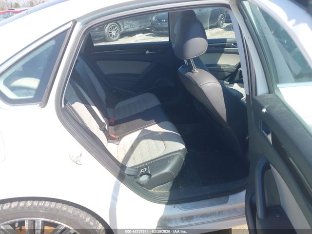 2015 VOLKSWAGEN PASSAT 1VWBT7A30FC026846 Photo 7