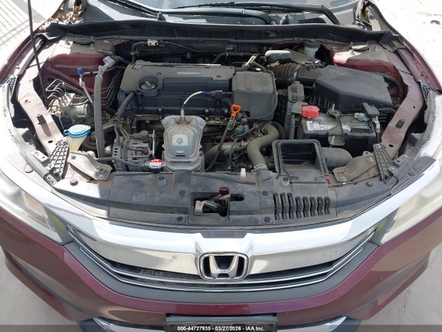 44727935 :رقم المزاد ، 1HGCR2F38HA241036 vin ، 2017 Honda Accord Lx مزاد بيع