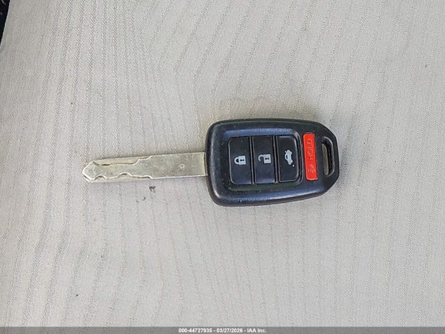 44727935 :رقم المزاد ، 1HGCR2F38HA241036 vin ، 2017 Honda Accord Lx مزاد بيع
