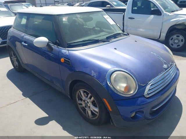 2013 MINI HARDTOP WMWSU3C50DT681235