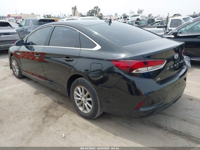 Hyundai SONATA SE 2019 5NPE24AF7KH748759 Image 3