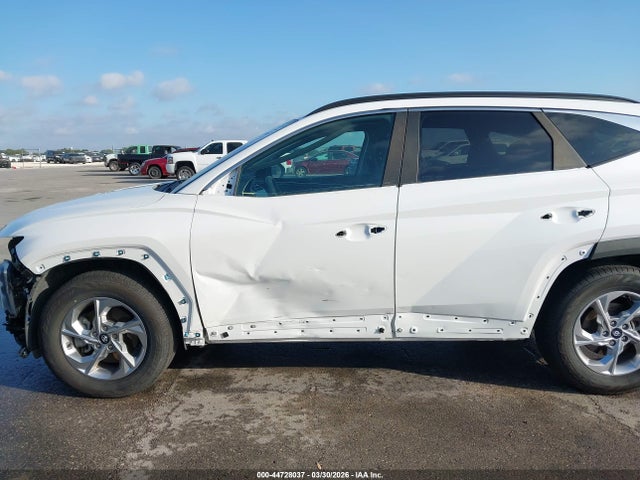 5NMJB3AE5NH039295 Hyundai TUCSON SEL