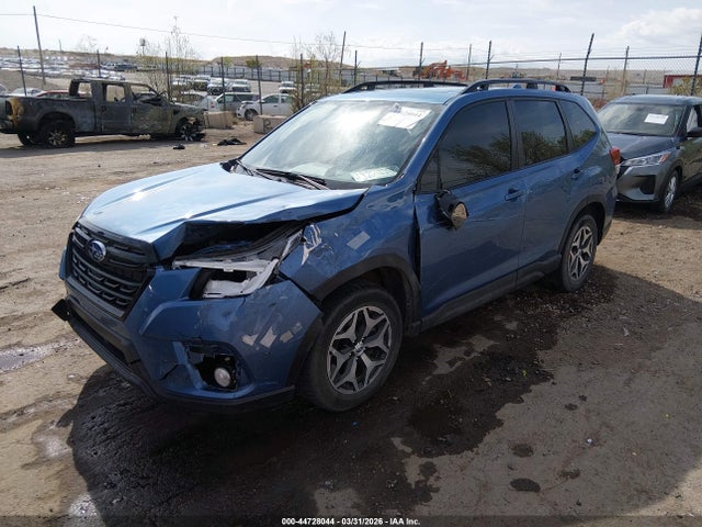 44728044 :رقم المزاد ، JF2SKAEC7NH465106 vin ، 2022 Subaru Forester Premium مزاد بيع