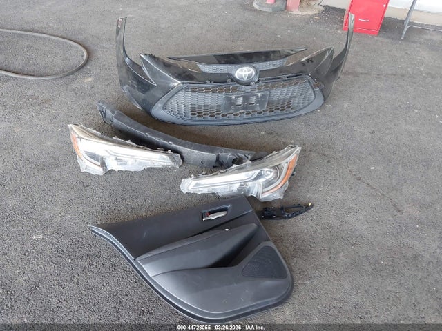 JTDEPRAE5LJ029105 Toyota COROLLA LE