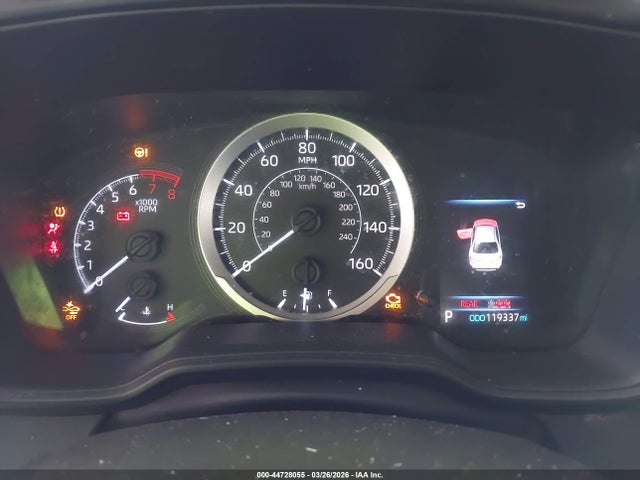 JTDEPRAE5LJ029105 Toyota COROLLA LE