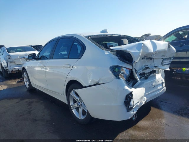 Aukcja sprzedaży 2015 Bmw 320i, vin: WBA3B1G53FNT07928, numer aukcji: 44728059