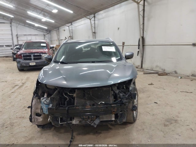 2018 Nissan Rogue Sport Sv მანქანა იყიდება აუქციონზე, vin: JN1BJ1CR7JW260077, აუქციონის ნომერი: 44728061