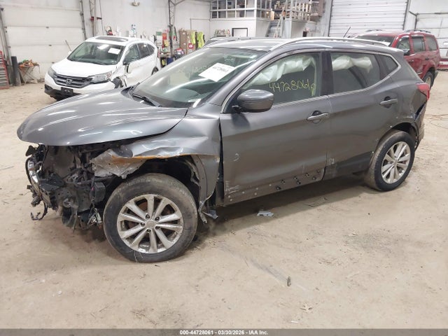 2018 Nissan Rogue Sport Sv მანქანა იყიდება აუქციონზე, vin: JN1BJ1CR7JW260077, აუქციონის ნომერი: 44728061