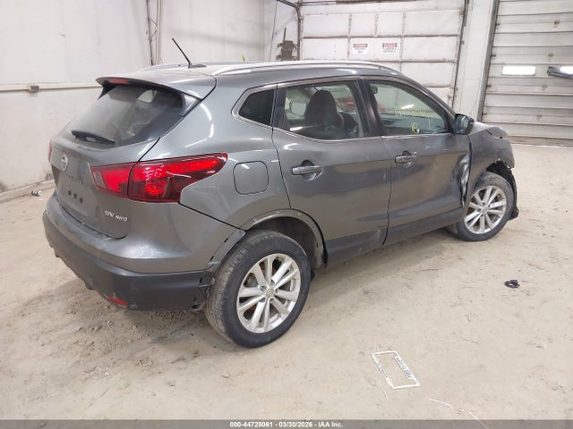 2018 Nissan Rogue Sport Sv მანქანა იყიდება აუქციონზე, vin: JN1BJ1CR7JW260077, აუქციონის ნომერი: 44728061