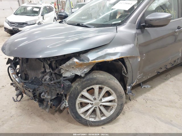 2018 Nissan Rogue Sport Sv მანქანა იყიდება აუქციონზე, vin: JN1BJ1CR7JW260077, აუქციონის ნომერი: 44728061