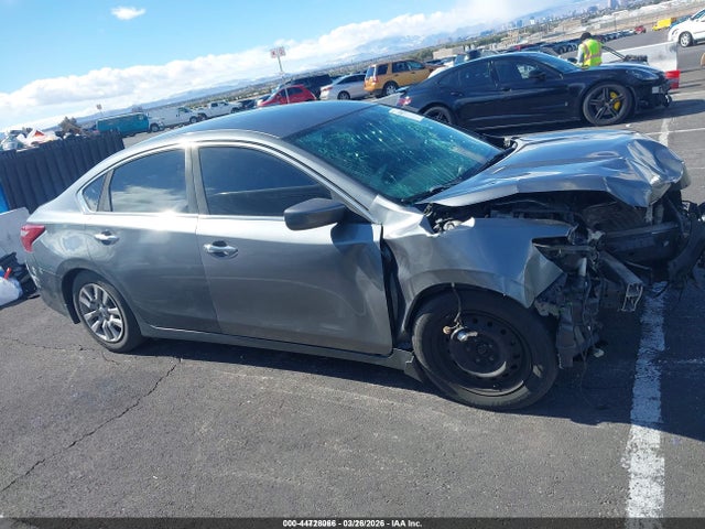 Nissan Altima 2.5 S 2018 1N4AL3AP5JC102845 Image 13