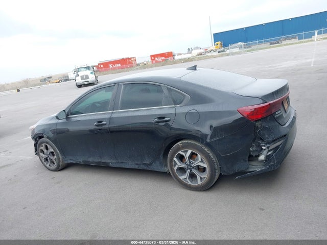 2019 Kia Forte Lxs მანქანა იყიდება აუქციონზე, vin: 3KPF24AD2KE064953, აუქციონის ნომერი: 44728073