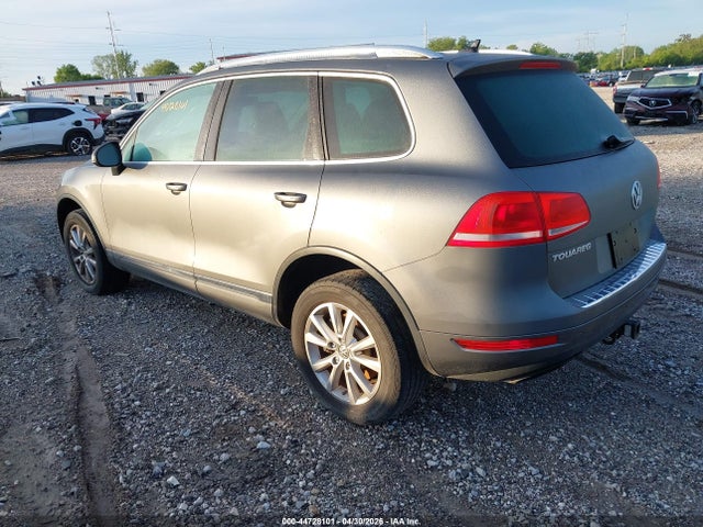 Aukcja sprzedaży 2014 Volkswagen Touareg 3.6l Sport, vin: WVGEF9BP3ED015476, numer aukcji: 44728101