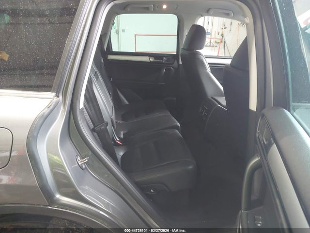 Aukcja sprzedaży 2014 Volkswagen Touareg 3.6l Sport, vin: WVGEF9BP3ED015476, numer aukcji: 44728101