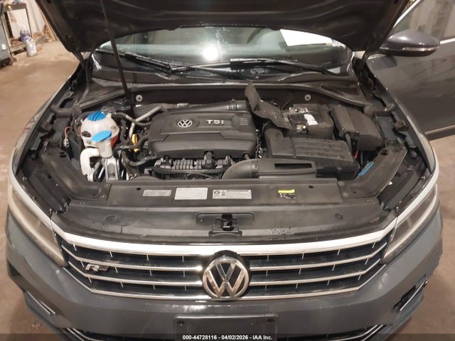 Продажа на аукционе авто 2016 Volkswagen Passat 1.8t R-line, vin: 1VWAS7A3XGC058316, номер лота: 44728116