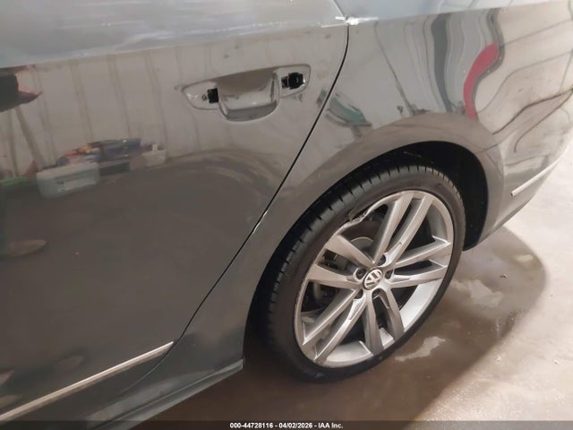 Продажа на аукционе авто 2016 Volkswagen Passat 1.8t R-line, vin: 1VWAS7A3XGC058316, номер лота: 44728116