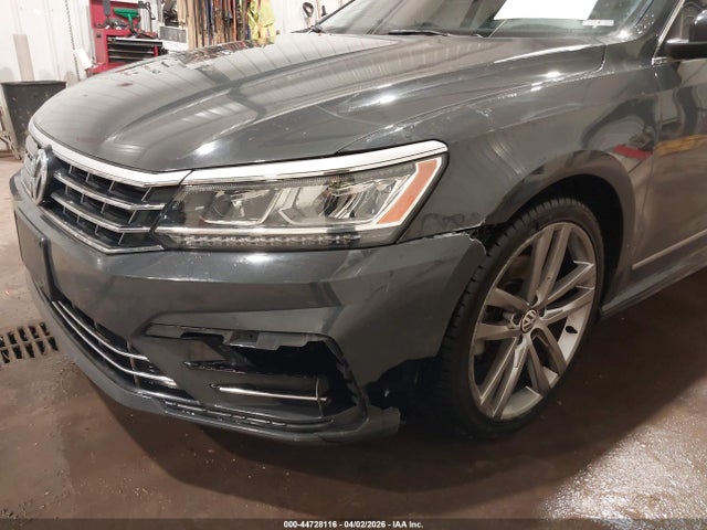 Продажа на аукционе авто 2016 Volkswagen Passat 1.8t R-line, vin: 1VWAS7A3XGC058316, номер лота: 44728116