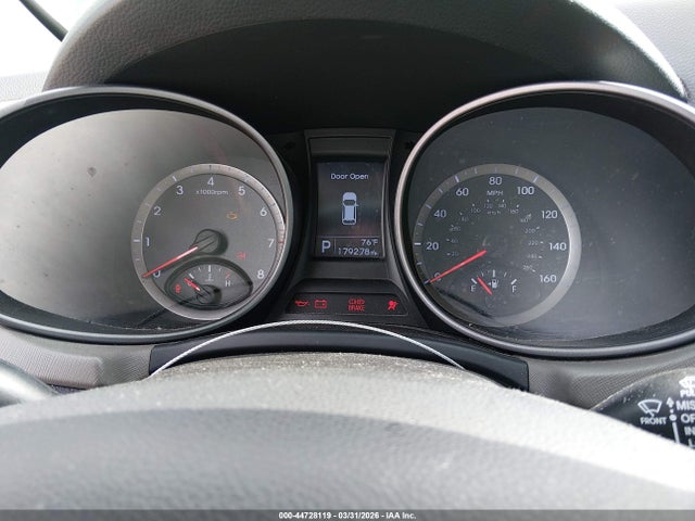 2014 Hyundai Santa Fe Sport 2.4l მანქანა იყიდება აუქციონზე, vin: 5XYZU3LB2EG179329, აუქციონის ნომერი: 44728119