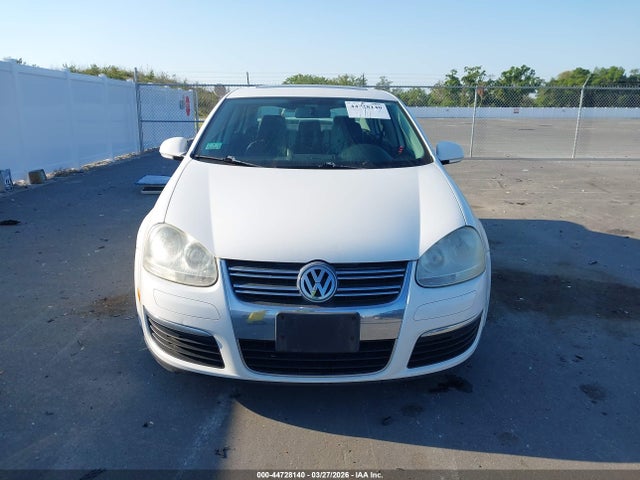 Продажа на аукционе авто 2009 Volkswagen Jetta Se, vin: 3VWRZ71K39M135549, номер лота: 44728140