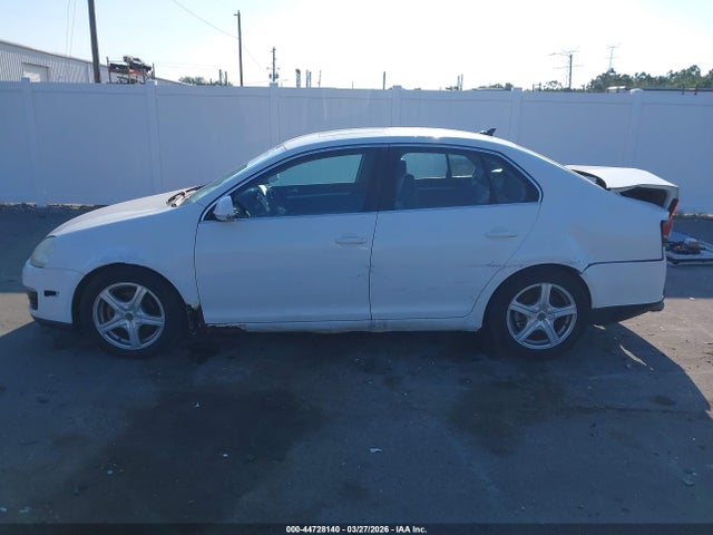 Продажа на аукционе авто 2009 Volkswagen Jetta Se, vin: 3VWRZ71K39M135549, номер лота: 44728140