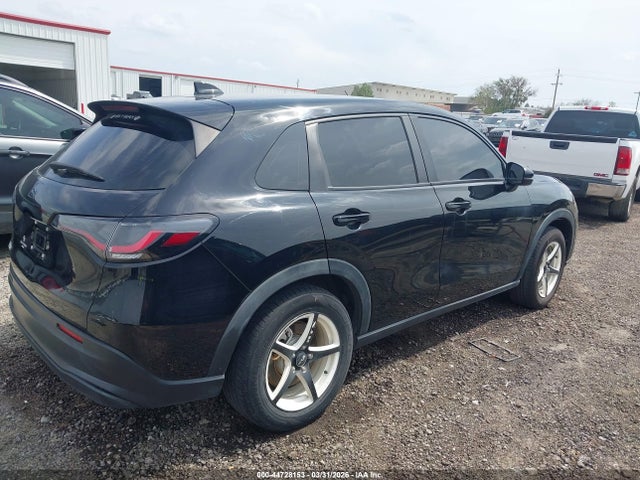 Auction sale of the 2023 Honda Hr-v Awd Lx, vin: 3CZRZ2H32PM740108, lot number: 44728153