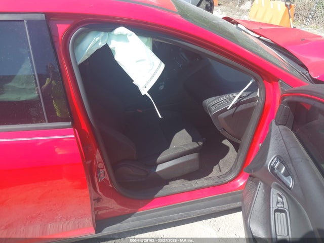 Ford FOCUS SE 2015 1FADP3K2XFL270752 Image 5