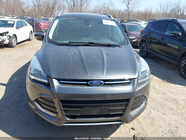 1FMCU9JXXGUB99168 Ford Escape Titanium