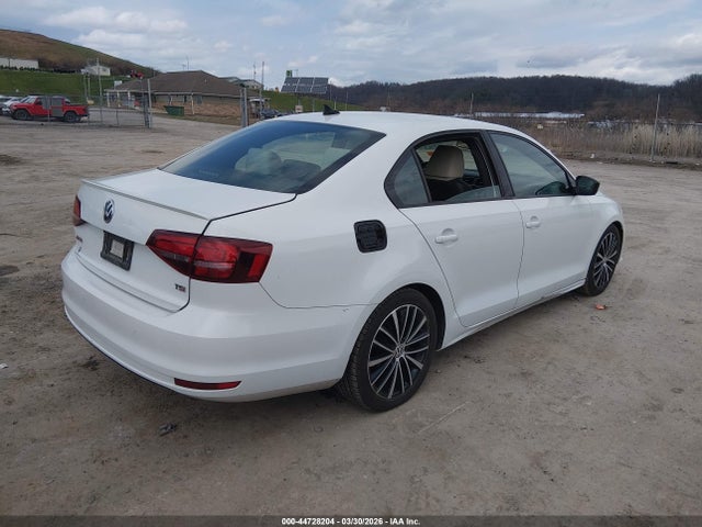 44728204 :رقم المزاد ، 3VWB17AJ5GM287359 vin ، 2016 Volkswagen Jetta 1.8t Sport مزاد بيع
