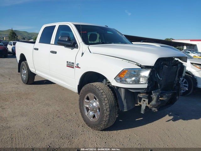 2016 RAM 2500 3C6UR5CL7GG129277