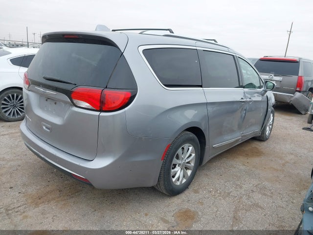 Aukcja sprzedaży 2018 Chrysler Pacifica Touring L, vin: 2C4RC1BG2JR142341, numer aukcji: 44728211