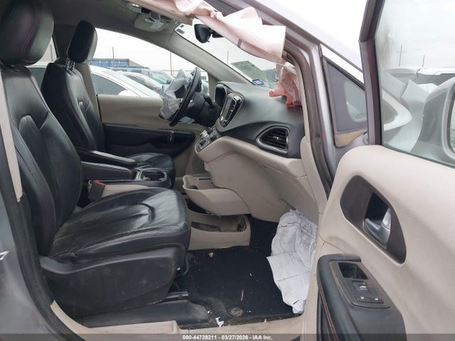 Aukcja sprzedaży 2018 Chrysler Pacifica Touring L, vin: 2C4RC1BG2JR142341, numer aukcji: 44728211