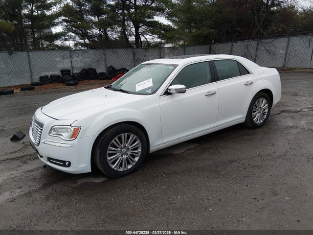 44728235 :رقم المزاد ، 2C3CCAKG0DH556741 vin ، 2013 Chrysler 300c Awd مزاد بيع
