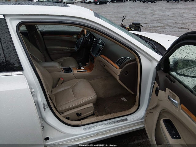 44728235 :رقم المزاد ، 2C3CCAKG0DH556741 vin ، 2013 Chrysler 300c Awd مزاد بيع