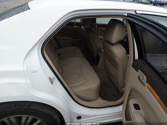 44728235 :رقم المزاد ، 2C3CCAKG0DH556741 vin ، 2013 Chrysler 300c Awd مزاد بيع